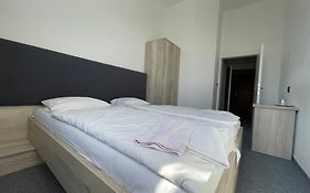 Hotel Stadion Hradec Kralove